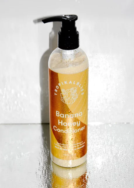 3-tropikalbliss-apres-shampoing-demelant-banana-honey-conditioner_720x
